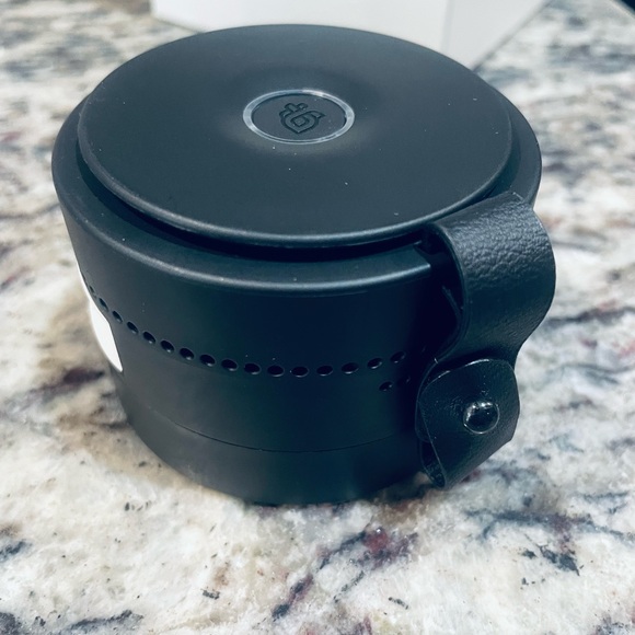 Pura Black Car Fragrance Diffuser - Picture 5 of 11